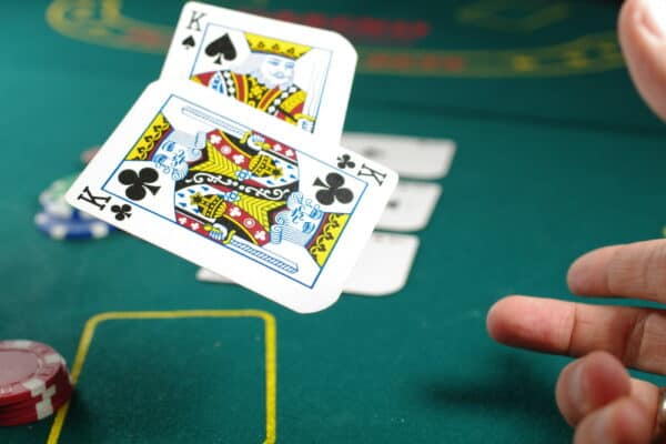 Experts believe that the design and invention of playing cards are heavily based on astrology, divination, astronomy and calendar.