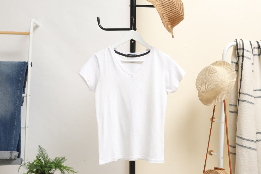 There are many POD services in fulfillment and marketplace. This review will help you make the best decision, according to your business goal.